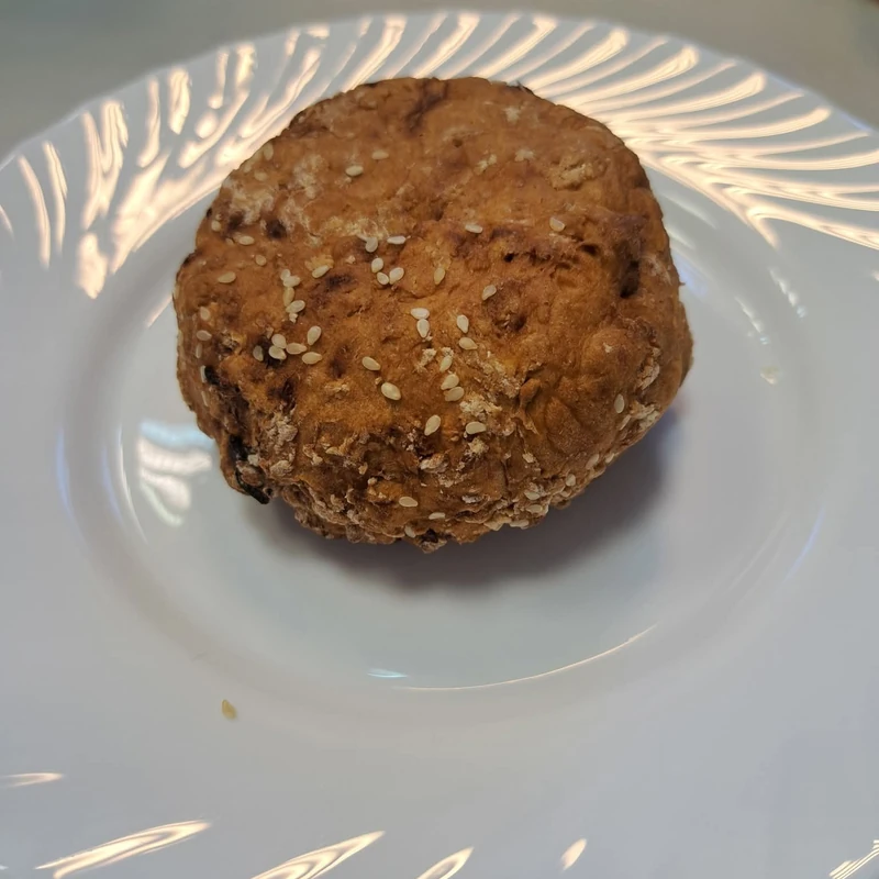 Sülthagymás zsemle, elkészült étel a recept főfotóján