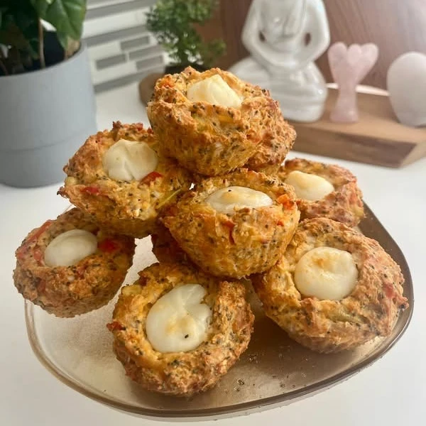 Zöldséges Ketochips muffin, elkészült étel a recept főfotóján